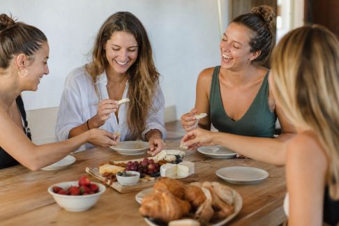Voyage EVJF gourmand : les meilleures régions pour régaler le groupe