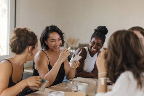 Jeux d’EVJF incontournables : comment garantir l'ambiance du jour J