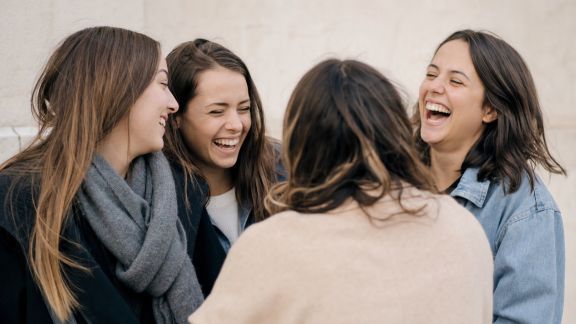 Astuces pour réussir un shooting photo spontané entre amies
